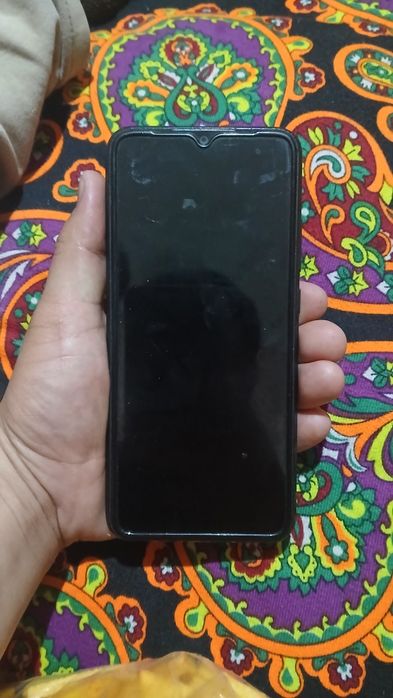 Redmi 9a tiniq holatda karobkalari bn mavjud