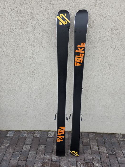 Schiuri Freestyle Volkl 161 cm