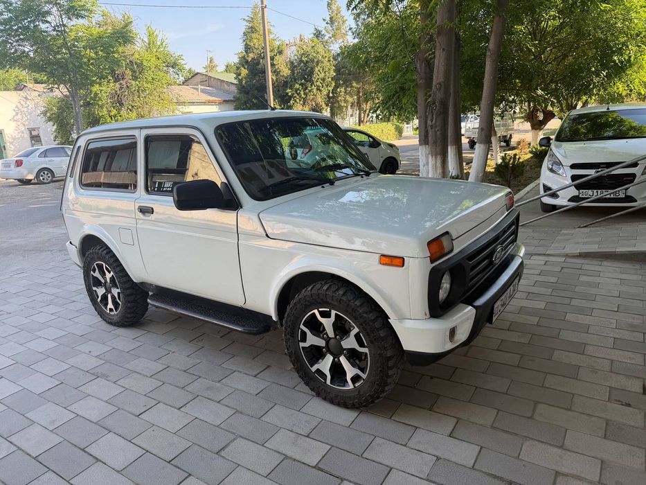 Lada Niva Urban 2021 — 2