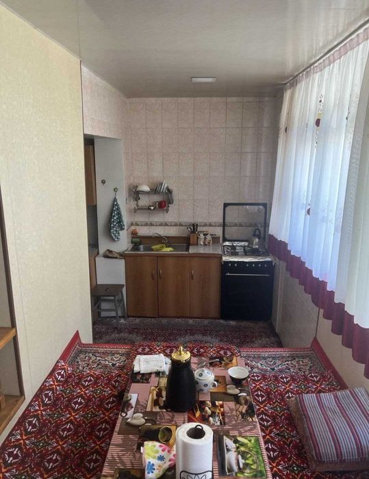 Юнусабад15, 3/2/5, 70м2,Не Торец, Парковка для авто с навесом + подвал