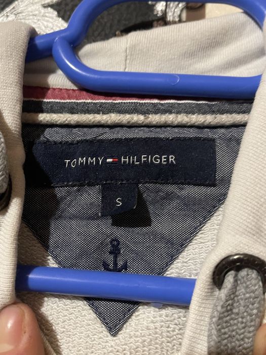 Hanorac tommy hilfiger (negociabil)