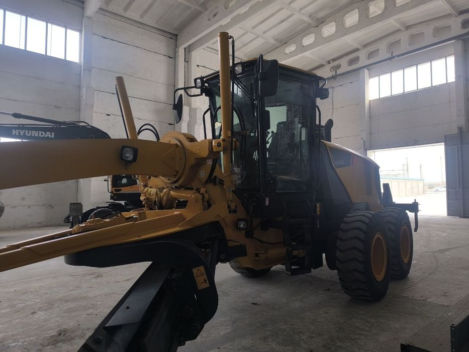 Автогрейдер 4215D