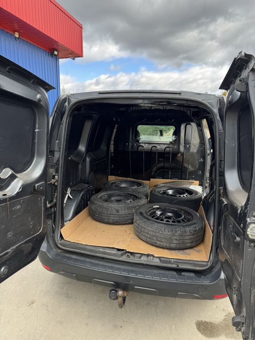 Autoutilitară Dacia Dokker