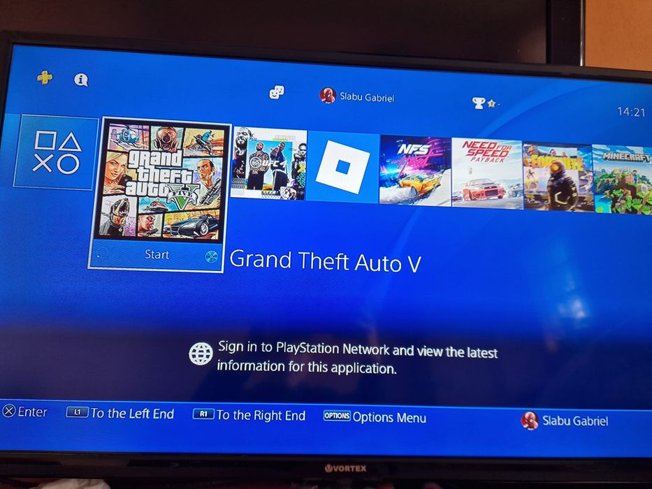 PS 4 pro + 9 jocuri stare buna urgent