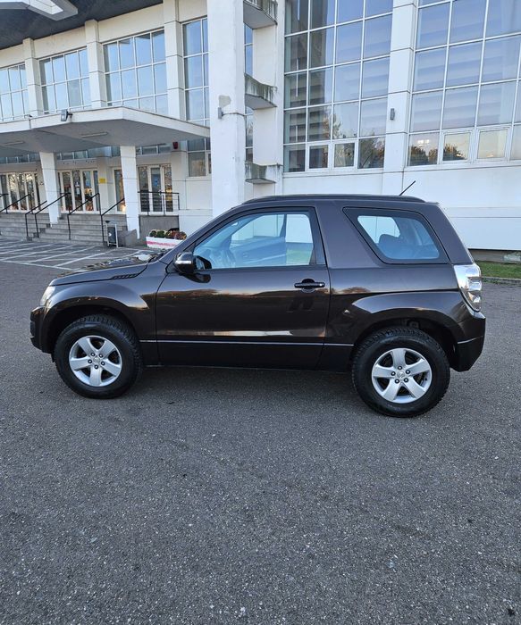 Suzuki grand vitara, masina greu de procurat, arata foarte bine 2014