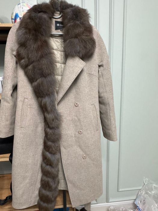 Пальто с натуральным мехом