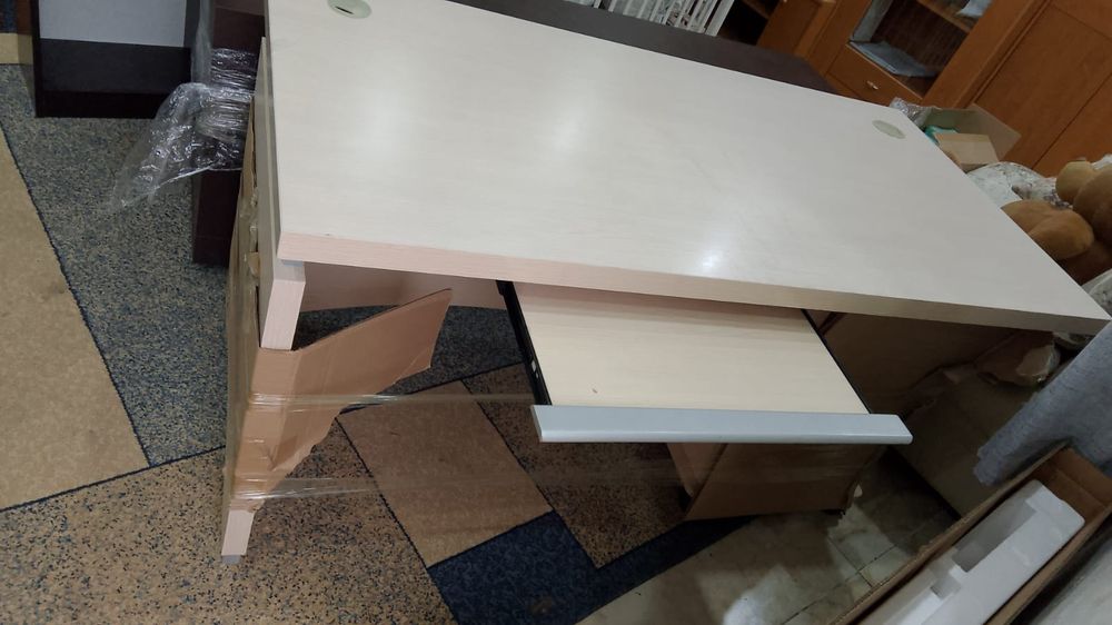 Мебель,комп стол