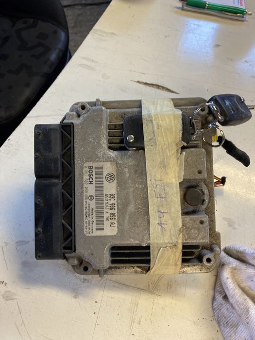 Компютър двигател Голф 5 1.4 фси 90 кс