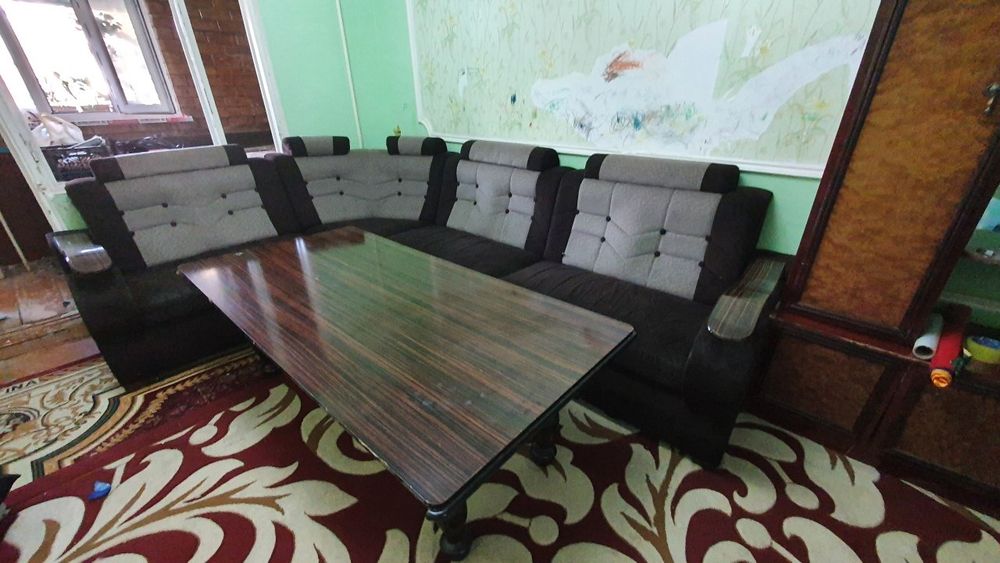 Стенка мяхкий диван уголок сотилади