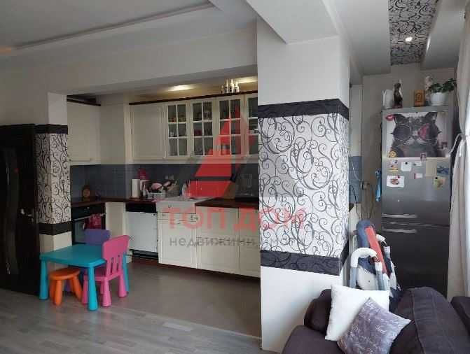 Дава се под наем Тристаен апартамент в Варна, Окръжна болница - 85 кв.м за 861.9 € - Снимка #2