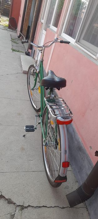 Vând bicicleta simpla  functionala