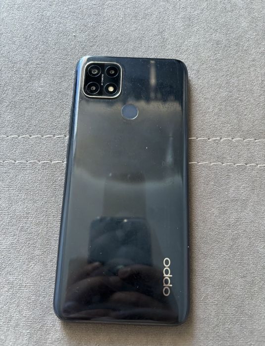 Смартфон Oppo 8/256Gb