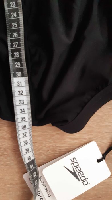 два Speedo Нов М размер цял бански