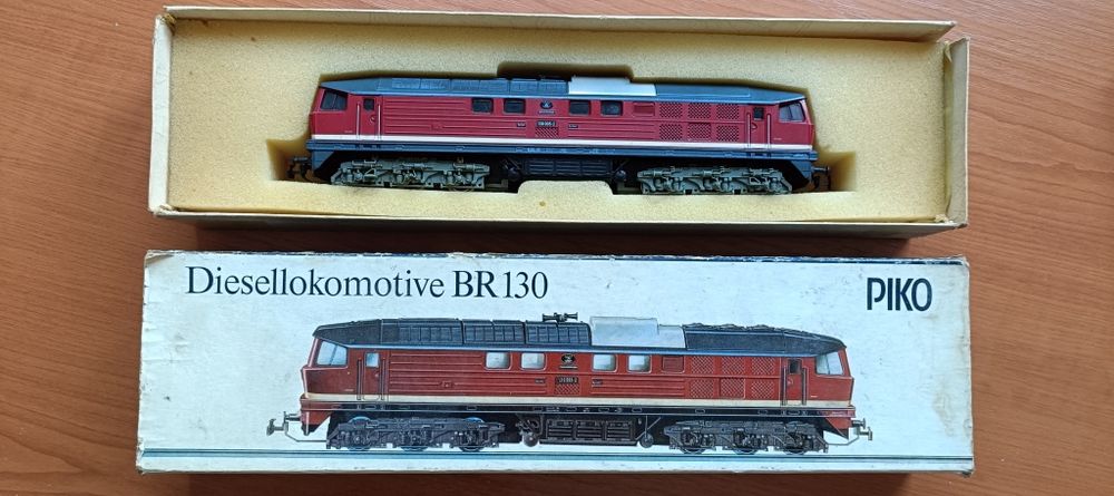 Locomotiva diesel Piko - colecție personala - trenuleț electric,