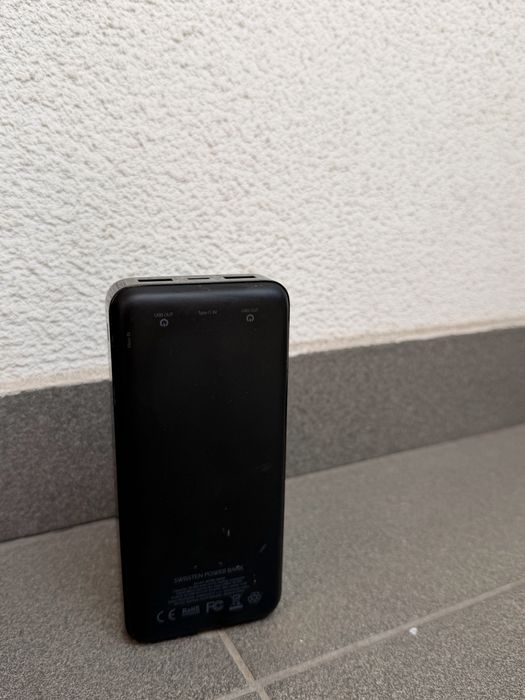 Baterie externă Swisssten 20.000 mAh, stare foarte bună