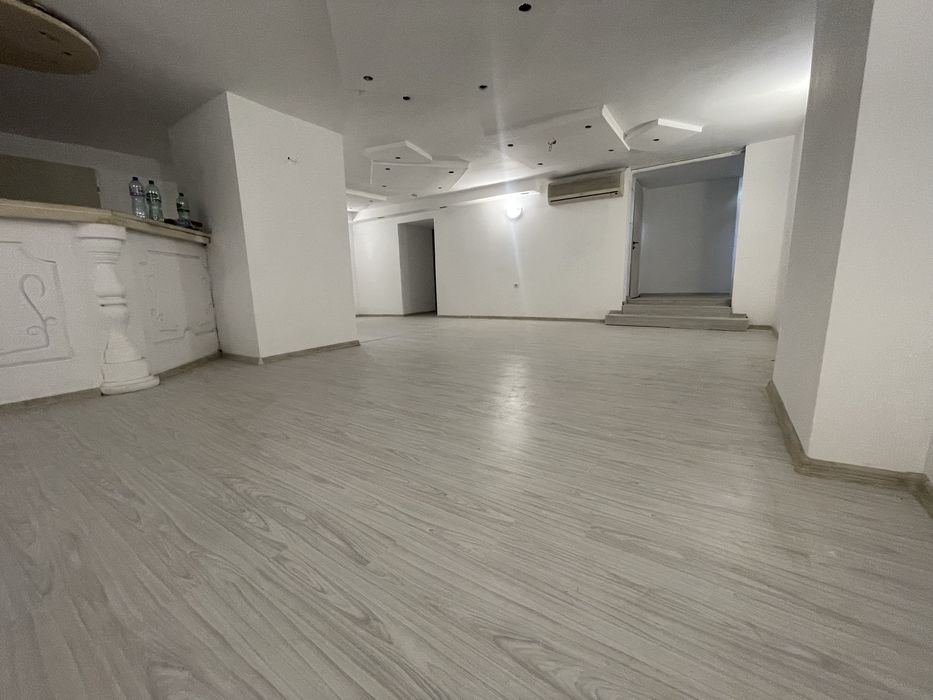 Дава се под наем Офис в Пловдив, Централна гара - 100 кв.м за 408 € - Снимка #2