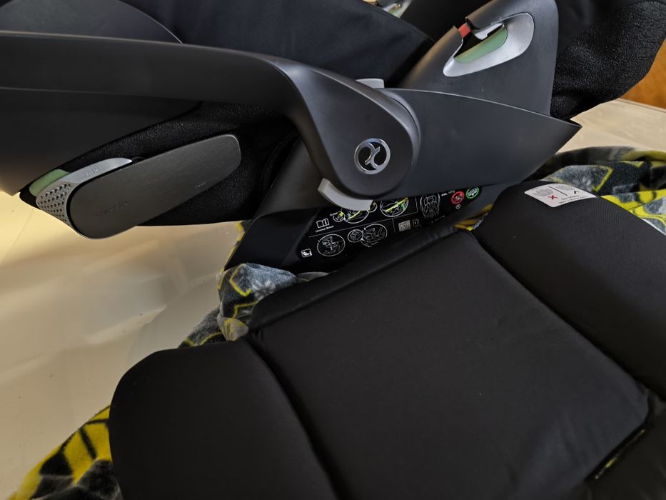 Scoica Cybex Cloud T i-Size