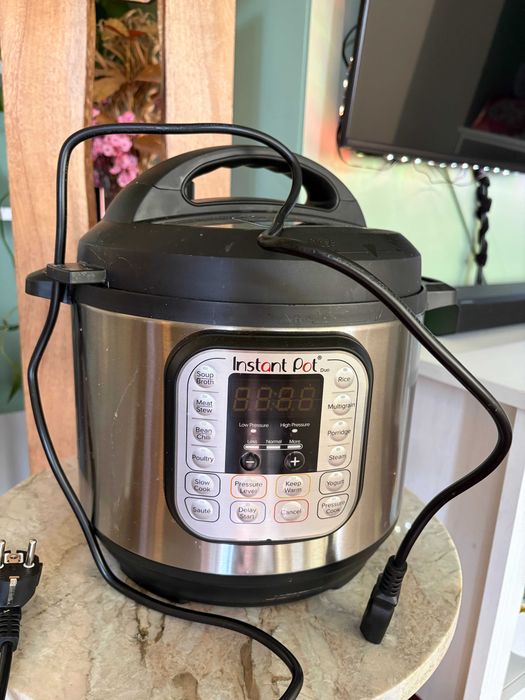 Мултикукър Instant Pot DUO - 5.7 литра