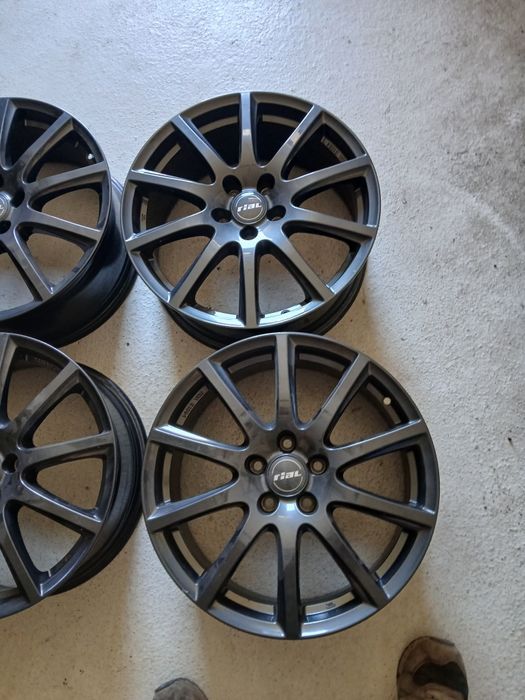 Jante aliaj Rial R18 5x112 ET45 , 7.5Jx18H2 , Butuc 57.1 stare impecabilă ca NOI