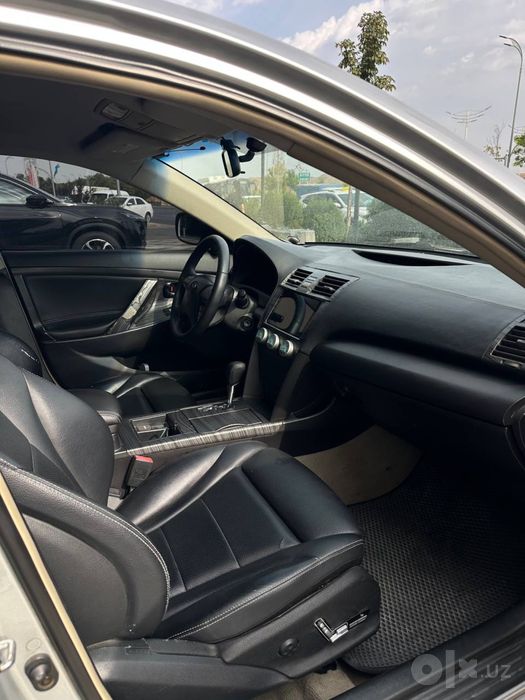 Toyota camry.