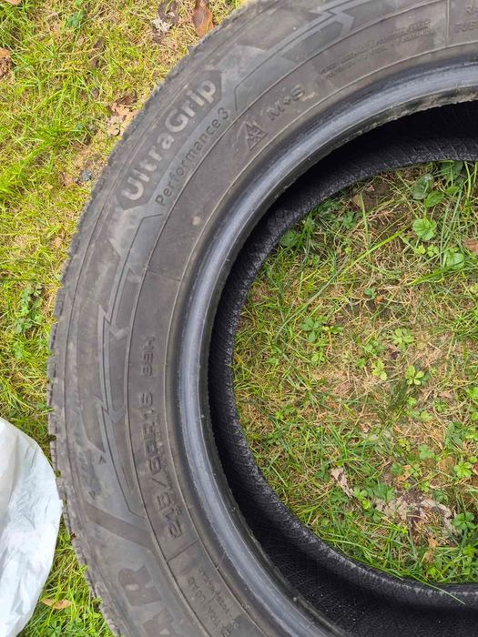 Зимни гуми 215/60/16 99H Goodyear
ULTRAGRIP PERFORMANCE 3