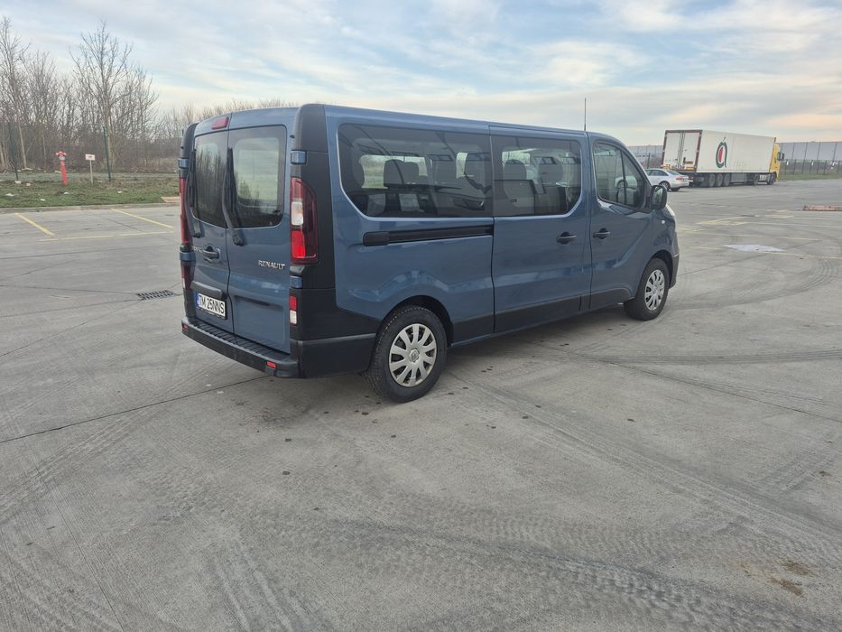 Renault Trafic 8+1 Extra Lung 2,0 Dci 68000 km Anul 2020