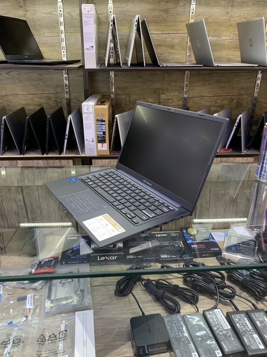 Asus Vivobook 14.0