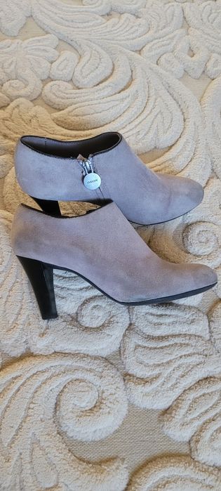 Geox Respira botine piele intoarsa 37