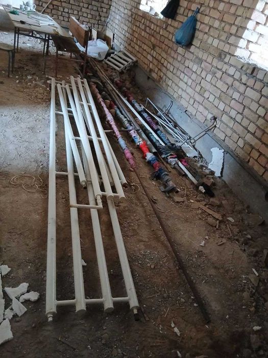 Трубы металлические с размерами диаметров: 20 мм , 32 мм,  40 мм