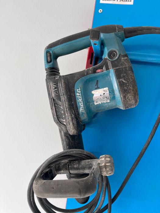 Къртач макита hm 0871c  makita