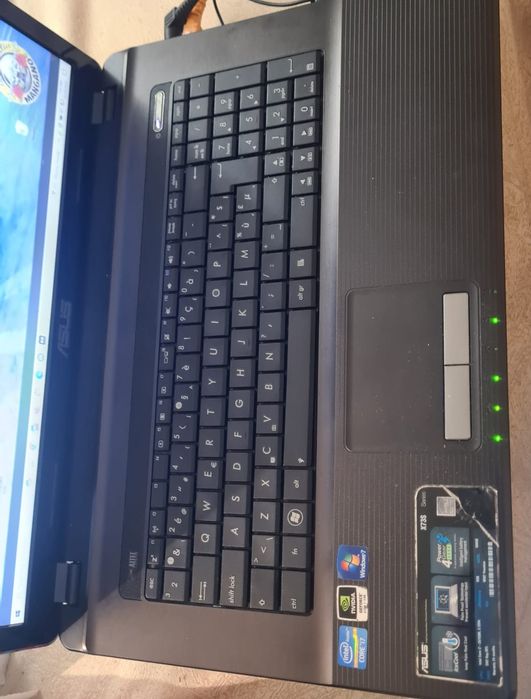 Vand laptop asus windows 10