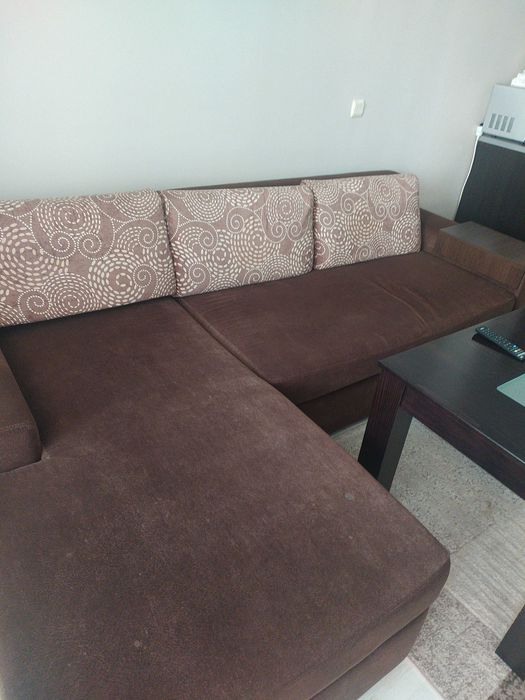 разтегателен ъглов диван