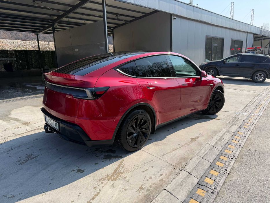 Tesla Model Y Juniper Long Range 4x4 Acceleration boost + теглич + Екстри