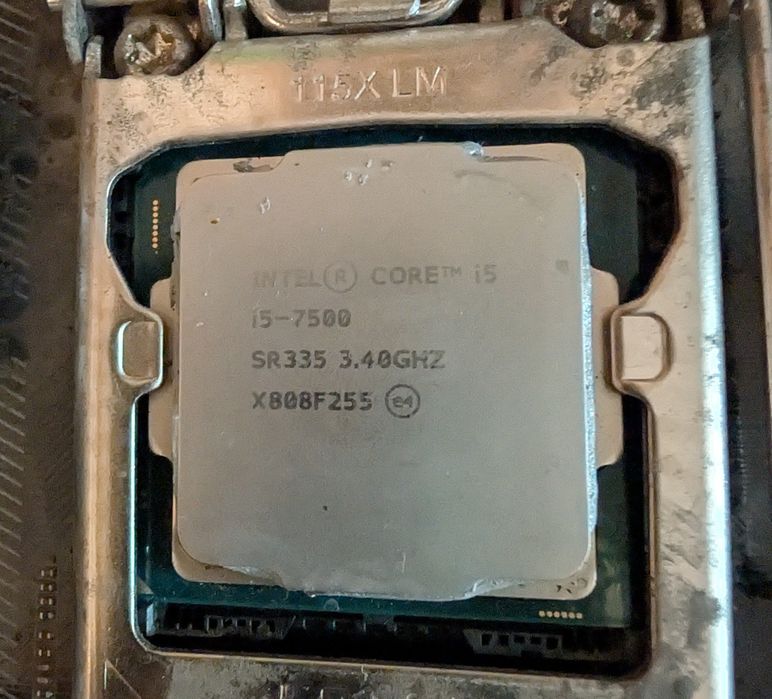 Kit placa de baza GA-B250M D3H + CPU i5 7500