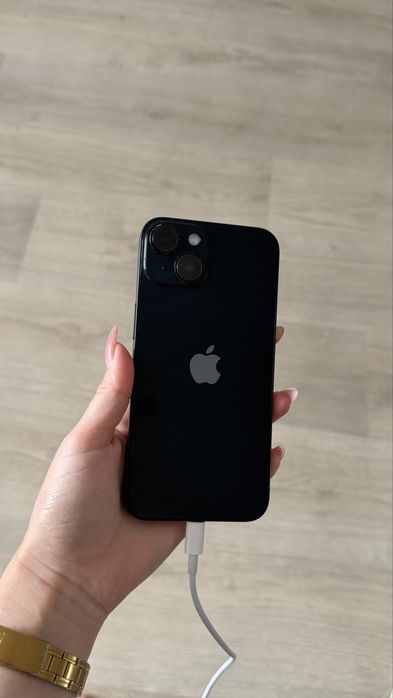 Продам Iphone 14