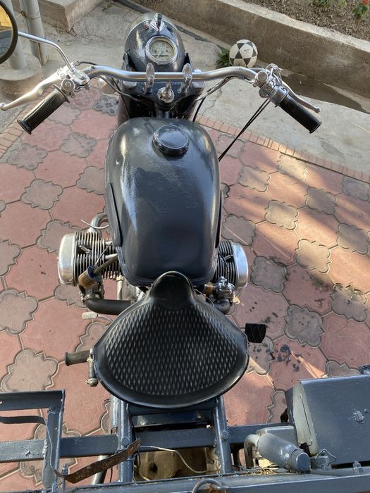 Mototsikl Dnepr holat yaxshi