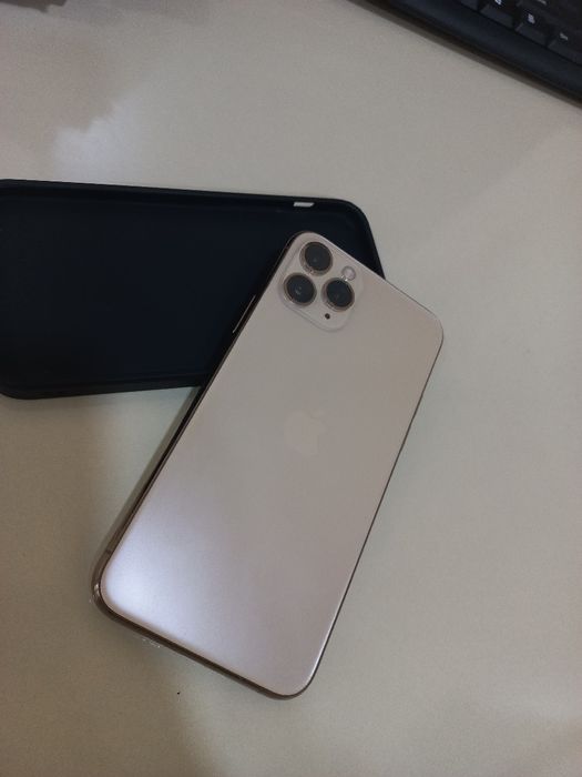 iPhone 11 pro 256 gold