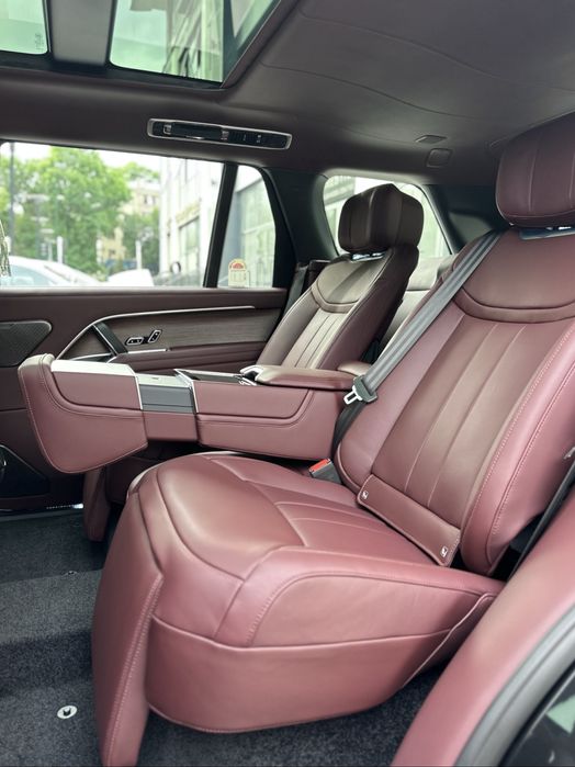Range Rover Autobiography P530 LWB