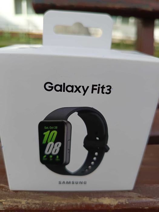 Vând ceas Galaxy fit3