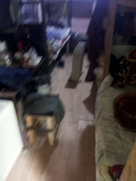 Konteyner domik sotiladi krovati bor