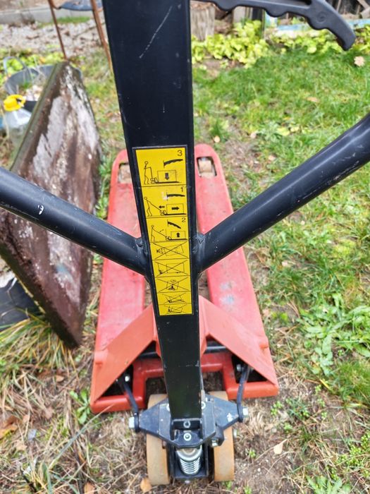 Палетна количка -2. 5.тона