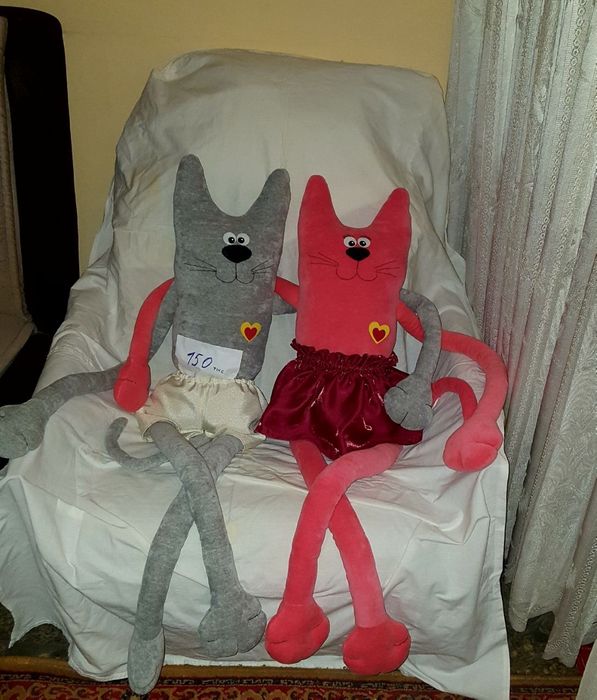 Подарок сувенир мягкие котики.