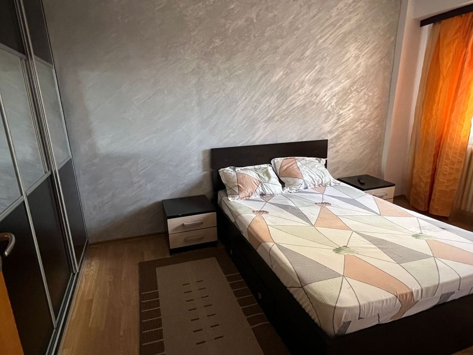 Vând apartament 2 camere Topoloveni