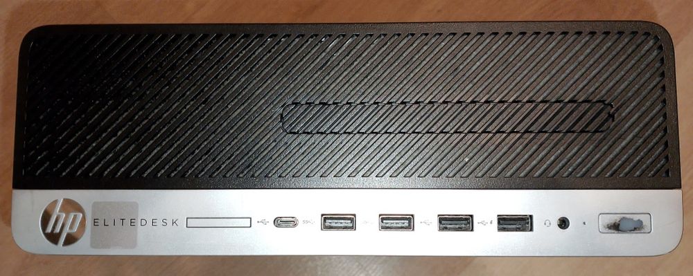 HP EliteDesk 705 G4 - Ryzen 5 2400G/ 16gb/ 256 NVMe/ Vega 11 - перфектен