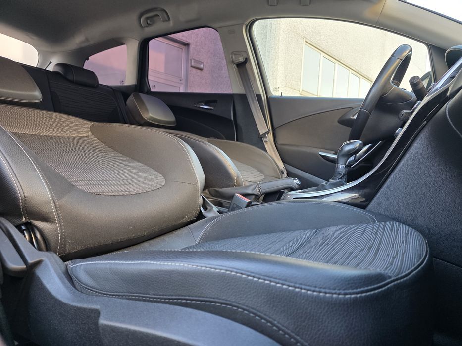 Opel Astra J 1.4 GPL 140cp Navi/Piele/Pilot/A/c