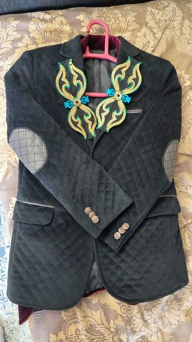 Концертный костюм