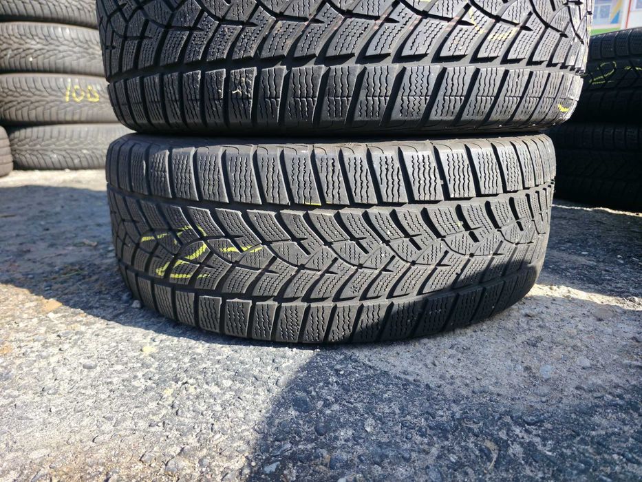 4 Anvelope de IARNA - 225/55/18 102V - GoodYear Ultra Grip + SUV - Stare F BUNA - DOT 2022 !