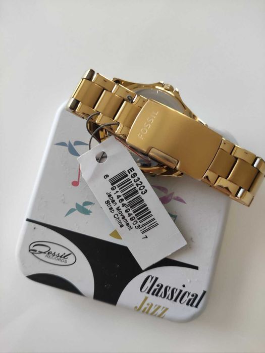 НАМАЛЕН! Дамски часовник Fossil Riley ES3203