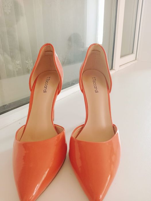 Продам туфли женские