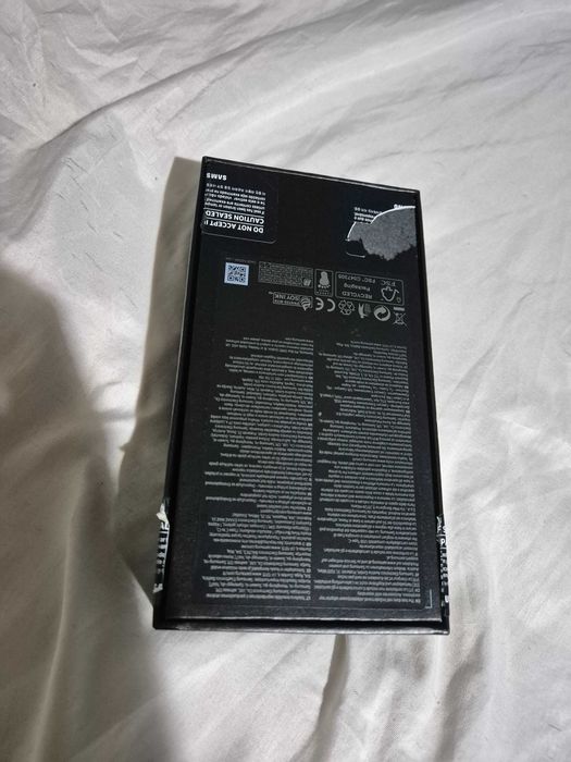 Продавам samsung  galaxy s22